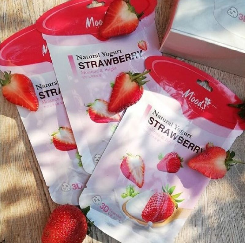 moods natural yogurt strawberry